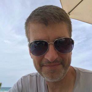 Meet your Posher, Robert